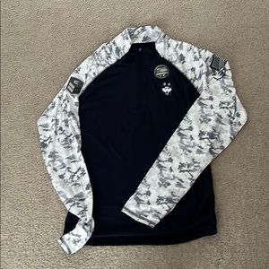 UCONN Women’s Half Zip